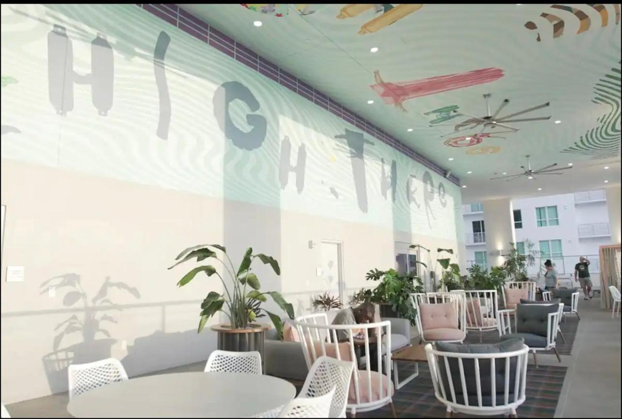 Downtown Miami Hotel Exterior photo