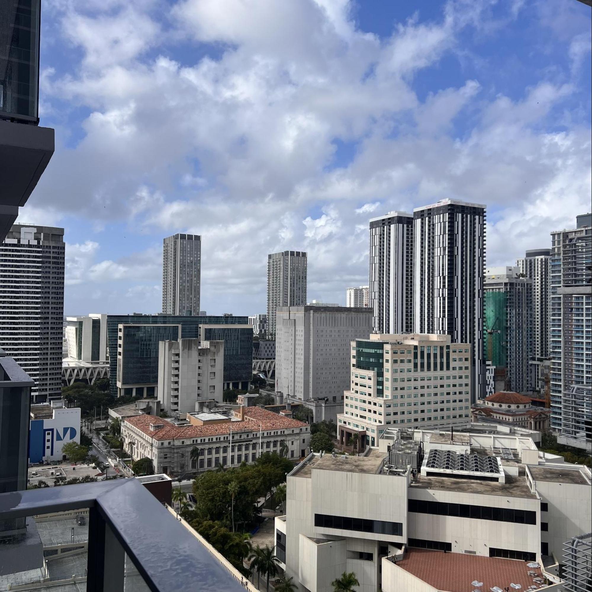 Downtown Miami Hotel Exterior photo